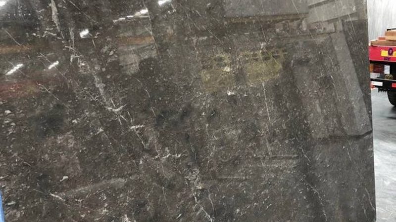 地面石材麻点问题解析及补救方法